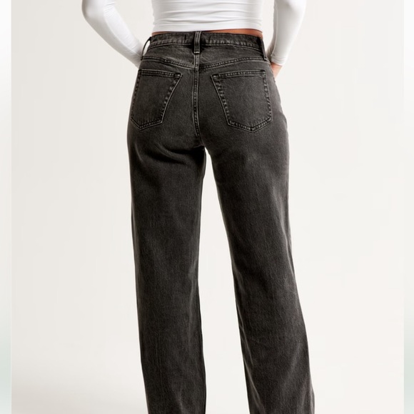 Curve Love High Rise Baggy Jean - Picture 4 of 4